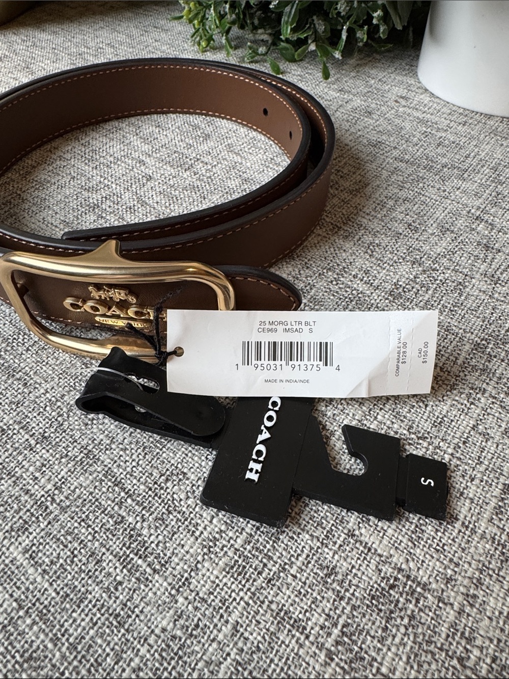 Coach Brown Leather Belt with Gold-Tone Oval Buckle size S - Picture 2 of 5